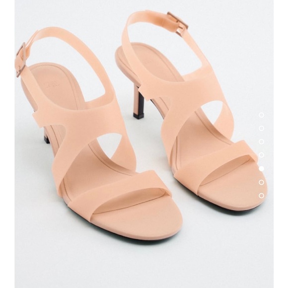Zara Shoes Zara Mid Height Rubberized Sandals Poshmark